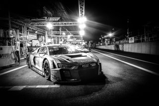 Night Pitlane Ambiance, Race
