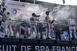 Finish, Podium, Race
