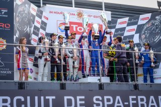 Finish, Podium, Race
