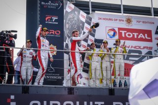Finish, Podium, Race

