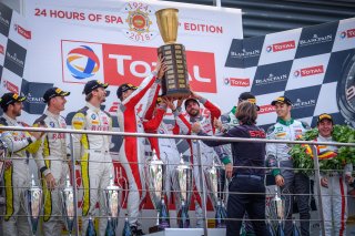 Finish, Podium, Race
