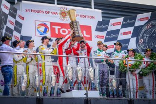 Finish, Podium, Race
