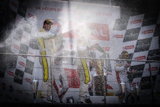 Finish, Podium, Race
