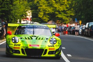 #911 Manthey-Racing DEU Porsche 911 GT3 R - Romain Dumas FRA Frederic Makowiecki FRA Dirk Werner DEU - -, Parade
 | SRO / Patrick Hecq Photography