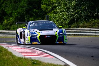#25 Sainteloc Racing FRA Audi R8 LMS - Simon Gachet FRA Christopher Haase DEU, Free Practice 1
