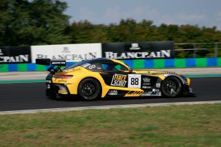 #88 AKKA ASP Team FRA Mercedes-AMG GT3 - Michael Meadows GBR Raffaele Marciello ITA, Free Practice 1