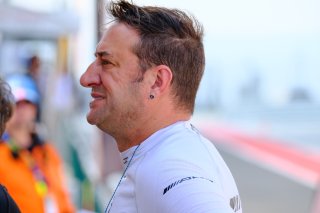 Free Practice 2, Pitlane Ambiance
