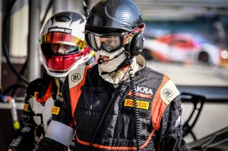 Free Practice 2, Pitlane Ambiance
