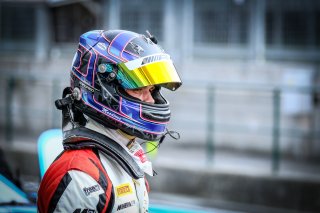 Free Practice 2, Pitlane Ambiance
