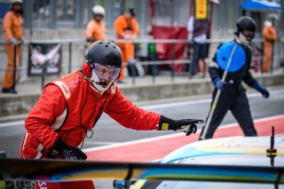 Race 1
