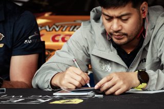 Autograph Session
