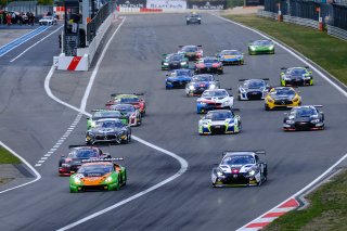 Race 1, Start
