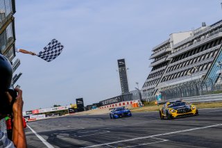Finish, Race 2
