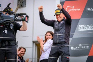 Podium, Race 2
