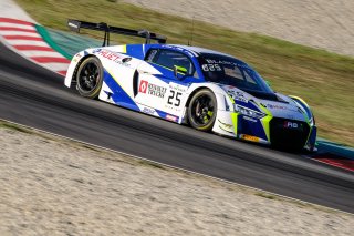 #25 Sainteloc Racing FRA Audi R8 LMS - Simon Gachet FRA Ricardo Feller CHE Christopher Haase DEU, Free Practice
