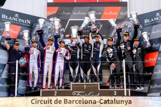 Podium, Race
