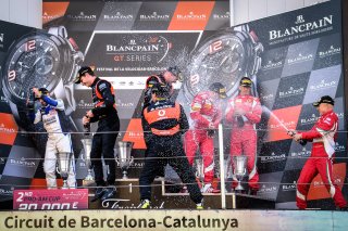 Podium, Race
