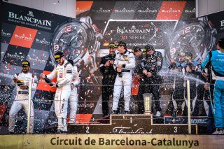 Podium, Race
