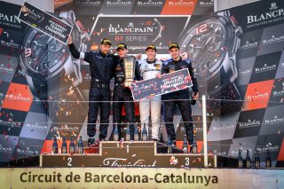 Podium, Race
