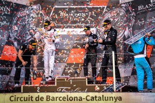 Podium, Race
