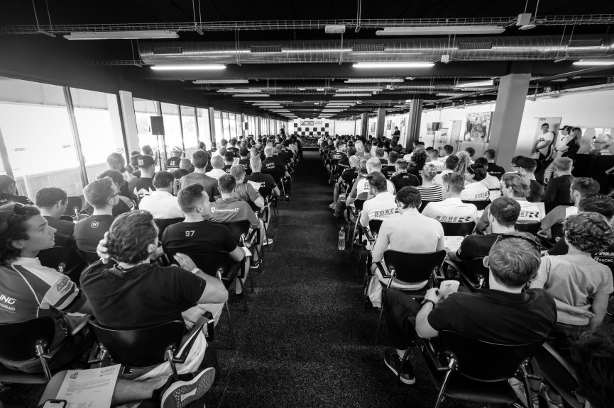 Drivers Briefing
