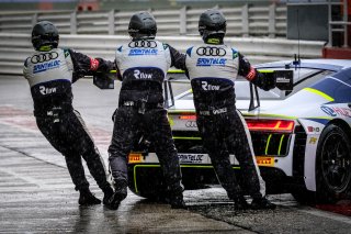 #25 Sainteloc Racing FRA Audi R8 LMS - Simon Gachet FRA Christopher Haase DEU, Free Practice 1
