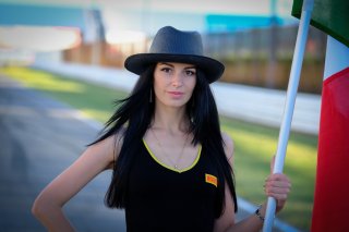 Gridgirls, Race 1
