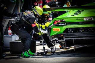 #19 GRT Grasser Racing Team AUT Lamborghini Huracan GT3 - Ezequiel Perez Companc ARG Andrea Caldarelli ITA, Race 2
