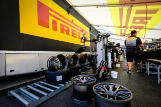Pirelli
