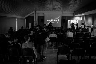 Drivers' Briefing

