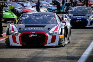 #66 Attempto Racing DEU Audi R8 LMS - Steijn Schothorst NDL Kelvin van der Linde ZAF, Qualifying
