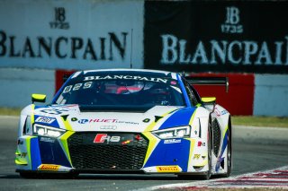#25 Sainteloc Racing FRA Audi R8 LMS - Simon Gachet FRA Christopher Haase DEU
