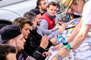 Autograph session
