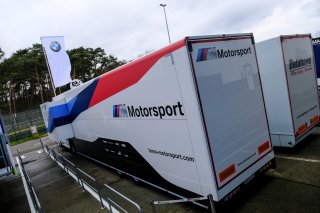 Thursday Pitlane