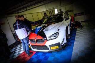Thursday Pitlane