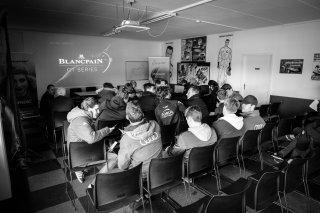 Drivers' Briefing
