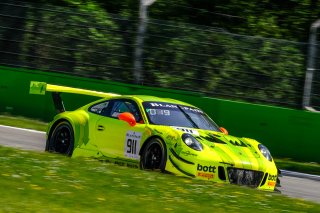 #911 Manthey-Racing DEU Porsche 911 GT3 R - Frederic Makowiecki FRA Romain Dumas FRA Dirk Werner DEU, Free Practice

