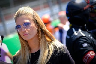 Race, Gridgirls
