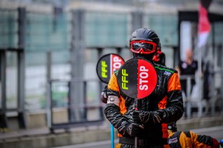 Pitlane, Pre-Qualifying
