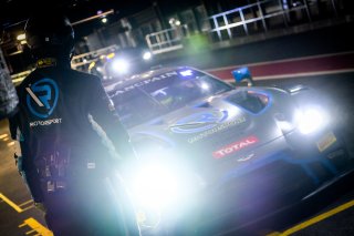 Night Practice, Pitlane
