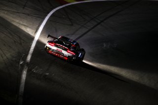 #117 KÜS Team75 Bernhard **** DEU Porsche 911 GT3 R - - Earl Bamber NZL Timo Bernhard DEU Laurens Vanthoor BEL - IntGTC, Night Practice
