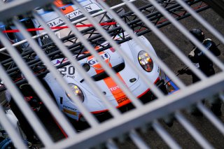 #20 GPX Racing **** UAE Porsche 911 GT3 R - - Michael Christensen DNK Richard Lietz AUT Kevin Estre FRA - IntGTC, Pitlane, Warm Up
