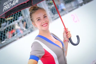 Gridwalk, Race
