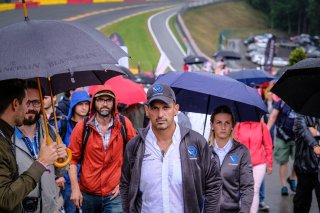 Gridwalk, Race
