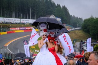 Gridwalk, Race
