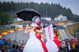 Gridwalk, Race
