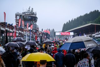 Gridwalk, Race
