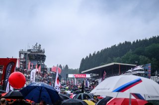 Gridwalk, Race

