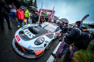 Gridwalk, Race
