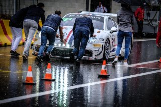 Gridwalk, Race
